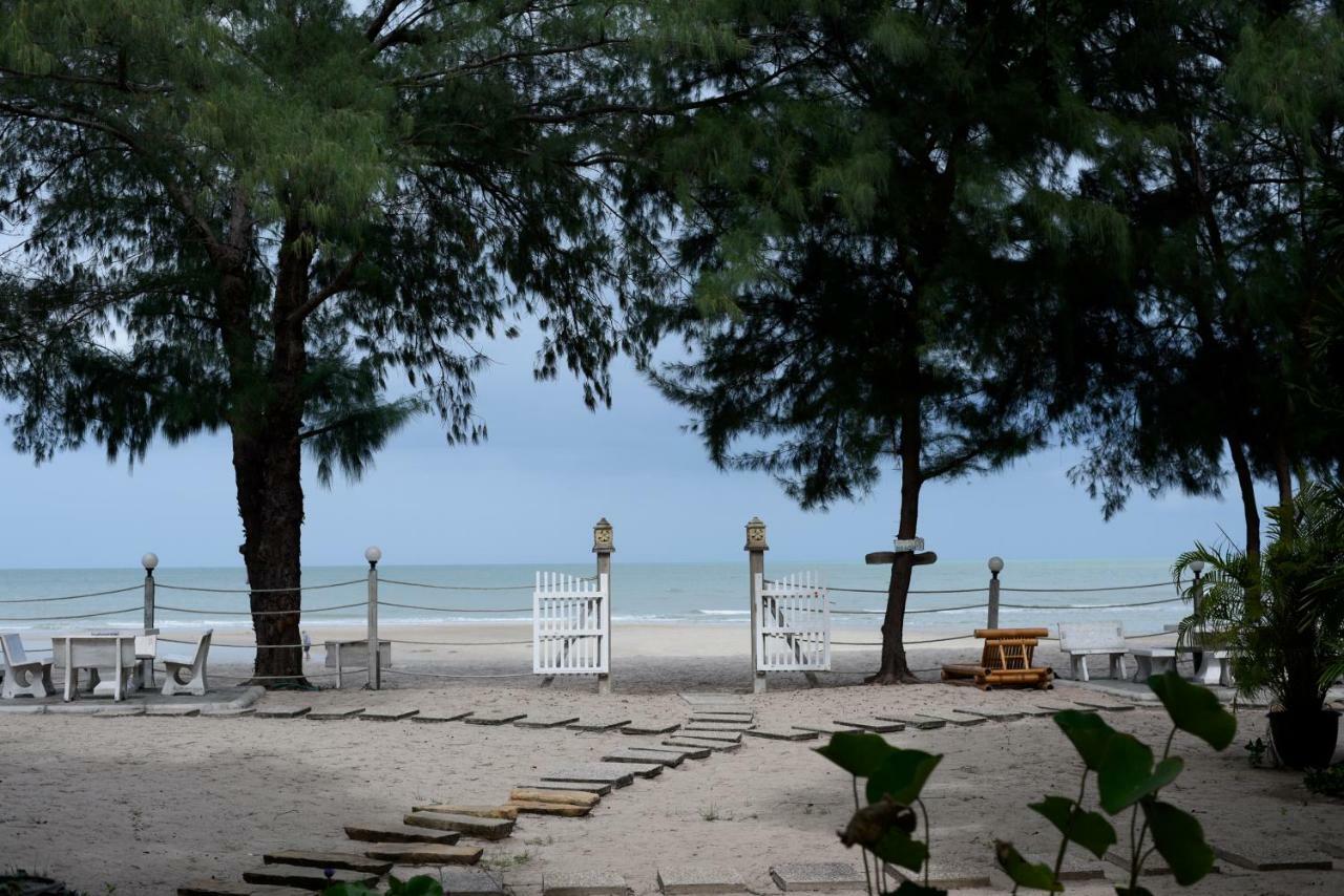 فيلا Baan Kratom Tong By The Sea تشا أم المظهر الخارجي الصورة